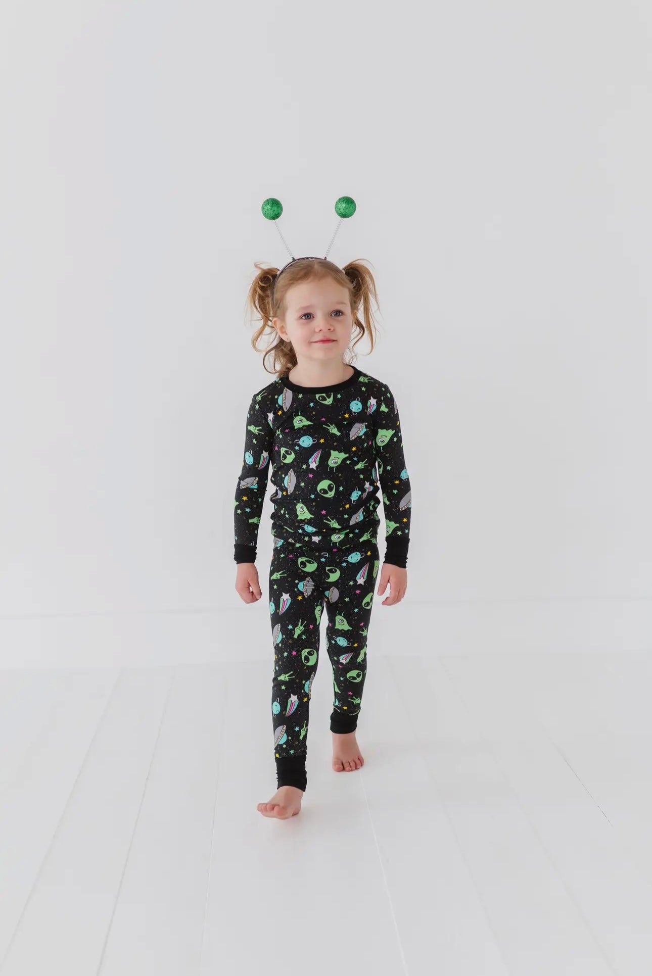 Far Out 2 piece PJ